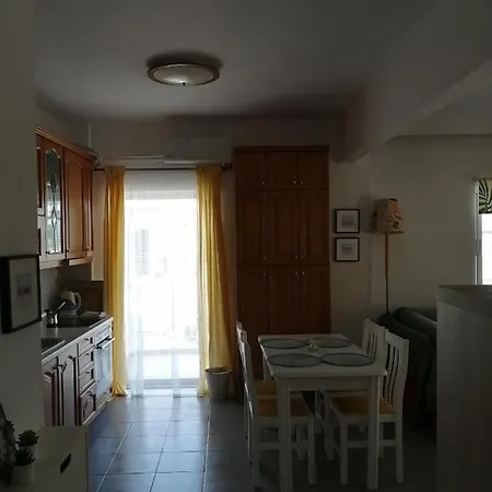 Διαμέρισμα Elef *