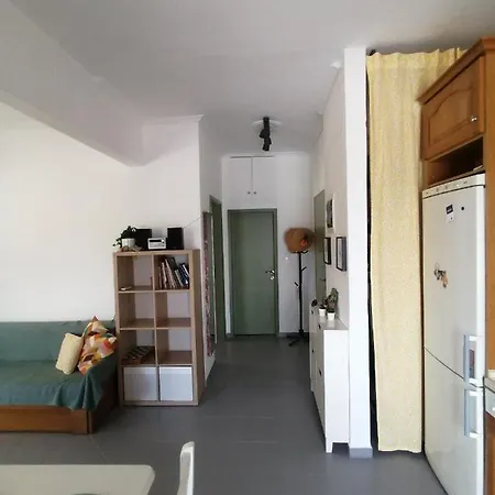 Elef * パラリア・ディオニショウ